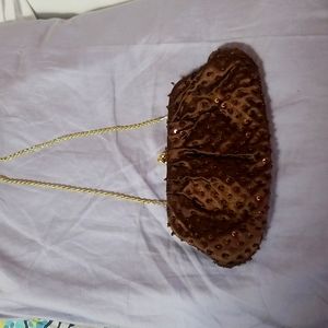 La Regaie beautiful  hand bag